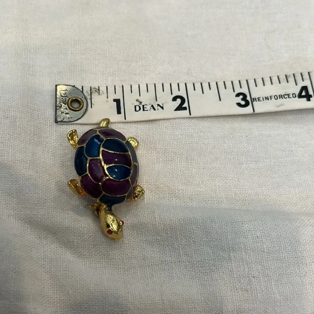Vintage enamel Colorful Turtle Brooch